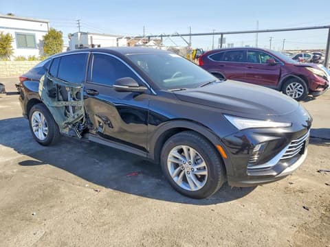 2024 Buick Envista, VIN KL47LAE2XRB157018. Фото 4 з 6 з аукціону Copart. Каталог авто зі США OpenDataCar.