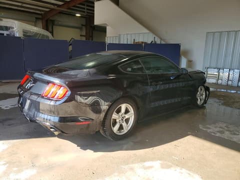 2016 Ford Mustang, VIN 1FA6P8AM4G5331270. Фото 3 з 6 з аукціону Copart. Каталог авто зі США OpenDataCar.