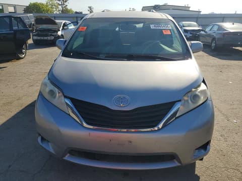 2012 Toyota Sienna, VIN 5TDKK3DC0CS254222. Фото 5 з 6 з аукціону Copart. Каталог авто зі США OpenDataCar.