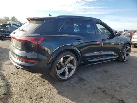2023 Audi e-tron S, VIN WA1VCBGE4PB005267. Фото 3 з 6 з аукціону Copart. Каталог авто зі США OpenDataCar.