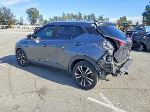 2019 Nissan Kicks, VIN 3N1CP5CU5KL496314. Фото 2 з 6 з аукціону Copart. Каталог авто зі США OpenDataCar.