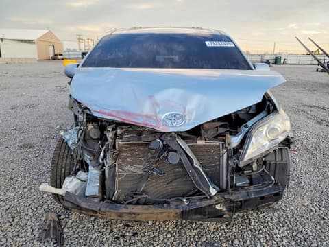 2017 Toyota Sienna, VIN 5TDDZ3DC9HS151392. Фото 5 з 6 з аукціону Copart. Каталог авто зі США OpenDataCar.