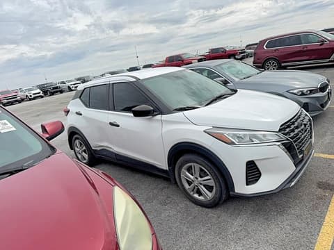 2022 Nissan Kicks, VIN 3N1CP5BVXNL493553. Фото 1 з 6 з аукціону Copart. Каталог авто зі США OpenDataCar.