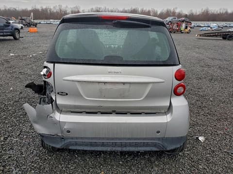 2013 Smart Fortwo, VIN WMEEJ3BA0DK683811. Фото 6 з 6 з аукціону Copart. Каталог авто зі США OpenDataCar.