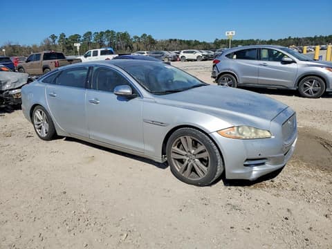 2012 Jaguar XJ-Series, VIN SAJWA2GB5CLV22475. Фото 4 з 6 з аукціону Copart. Каталог авто зі США OpenDataCar.