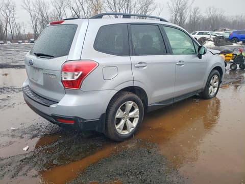 2015 Subaru Forester, VIN JF2SJADC9FH550129. Фото 3 з 6 з аукціону Copart. Каталог авто зі США OpenDataCar.