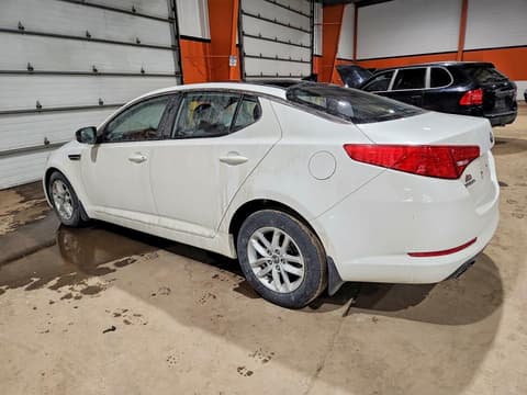 2013 Kia Optima, VIN KNAGM4A77D5398500. Фото 2 з 6 з аукціону Copart. Каталог авто зі США OpenDataCar.