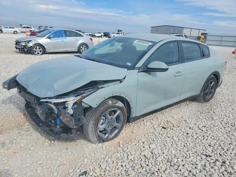 2025 Kia K4, VIN 3KPFT4DE1SE192358. Фото 1 з 6 з аукціону Copart. Каталог авто зі США OpenDataCar.