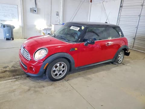 2013 Mini Cooper, VIN WMWSU3C54DT677608. Фото 1 з 6 з аукціону Copart. Каталог авто зі США OpenDataCar.