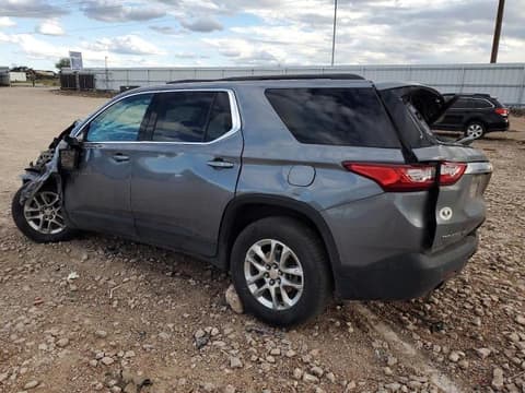 2020 Chevrolet Traverse, VIN 1GNEVHKWXLJ213650. Фото 2 из 6 с аукциона Copart. Каталог авто из США OpenDataCar.