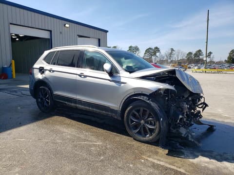 2024 Volkswagen Tiguan, VIN 3VV2B7AX3RM042536. Фото 4 з 6 з аукціону Copart. Каталог авто зі США OpenDataCar.