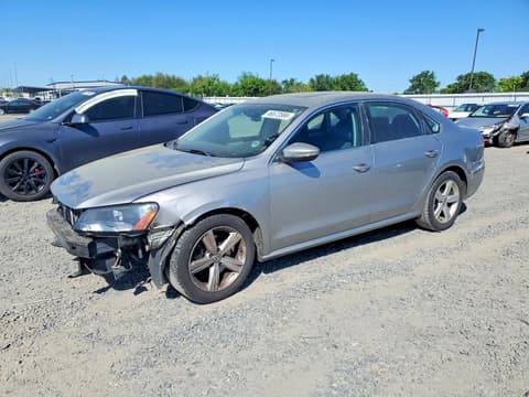 2012 Volkswagen Passat, VIN 1VWBN7A3XCC017528. Фото 1 з 6 з аукціону Copart. Каталог авто зі США OpenDataCar.