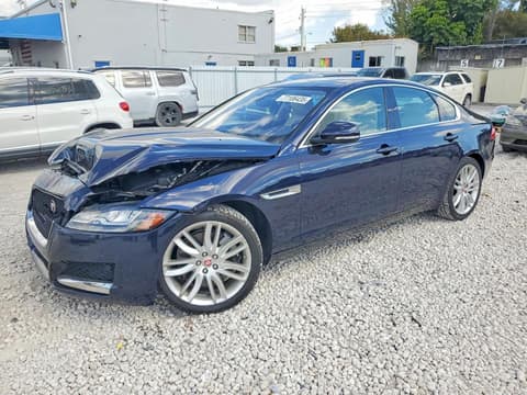2018 Jaguar XF, VIN SAJBE4EV0JCY56406. Фото 1 з 6 з аукціону Copart. Каталог авто зі США OpenDataCar.