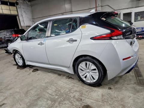 2022 Nissan Leaf, VIN 1N4AZ1BV1NC556340. Фото 2 з 6 з аукціону Copart. Каталог авто зі США OpenDataCar.