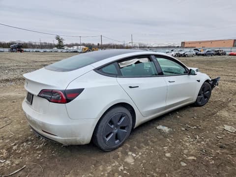 2022 Tesla Model 3, VIN 5YJ3E1EA9NF315166. Фото 3 из 6 с аукциона Copart. Каталог авто из США OpenDataCar.