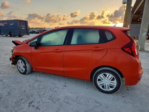 2019 Honda Fit, VIN 3HGGK5H45KM717380. Фото 2 з 6 з аукціону Copart. Каталог авто зі США OpenDataCar.