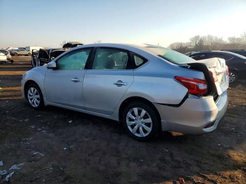 2018 Nissan Sentra, VIN 3N1AB7AP0JY207565. Zdjęcie 2 z 6 z aukcji Copart. Katalog aut z USA OpenDataCar.