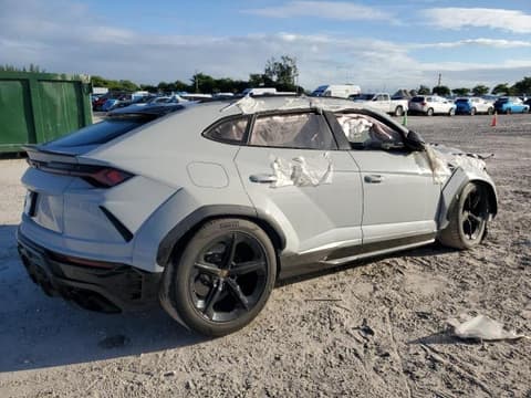 2021 Lamborghini Urus, VIN ZPBUA1ZL2MLA14352. Фото 3 з 6 з аукціону Copart. Каталог авто зі США OpenDataCar.