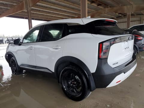 2025 Nissan Kicks, VIN 3N8AP6CA8SL435687. Фото 2 з 6 з аукціону Copart. Каталог авто зі США OpenDataCar.