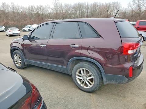 2015 Kia Sorento, VIN 5XYKT3A64FG641434. Фото 2 з 6 з аукціону Copart. Каталог авто зі США OpenDataCar.