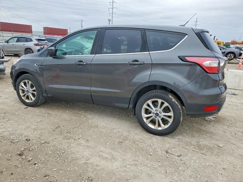 2017 Ford Escape, VIN 1FMCU9GD4HUD43697. Фото 2 из 6 с аукциона Copart. Каталог авто из США OpenDataCar.