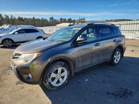 2013 Toyota RAV4, VIN 2T3RFREVXDW037069. Фото 1 з 6 з аукціону Copart. Каталог авто зі США OpenDataCar.