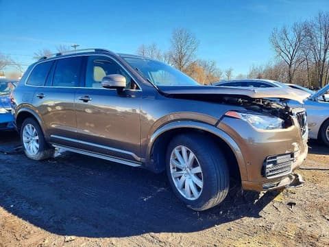 2016 Volvo XC90, VIN YV4A22PK7G1028882. Фото 4 з 6 з аукціону Copart. Каталог авто зі США OpenDataCar.