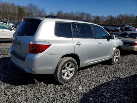 2010 Toyota Highlander, VIN 5TDBK3EH2AS027525. Фото 3 з 6 з аукціону Copart. Каталог авто зі США OpenDataCar.