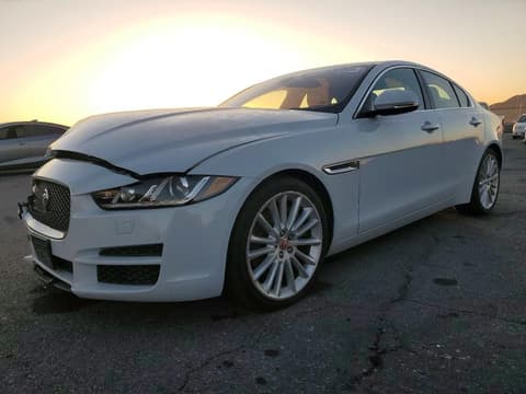 2018 Jaguar XE, VIN SAJAH4EV9JCP17152. Фото 1 из 6 с аукциона Copart. Каталог авто из США OpenDataCar.