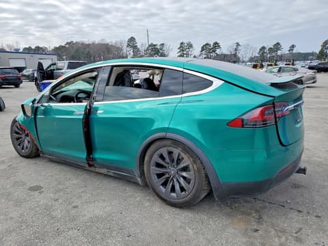 2018 Tesla Model X, VIN 5YJXCAE26JF119938. Zdjęcie 2 z 6 z aukcji Copart. Katalog aut z USA OpenDataCar.