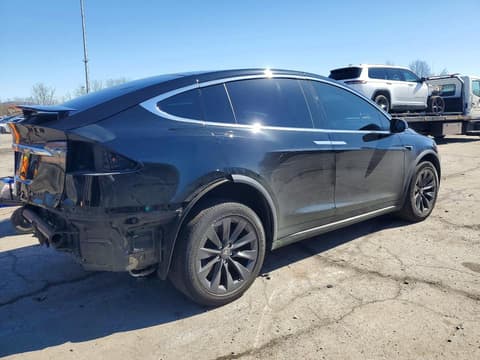 2019 Tesla Model X, VIN 5YJXCBE27KF163048. Фото 3 з 6 з аукціону Copart. Каталог авто зі США OpenDataCar.