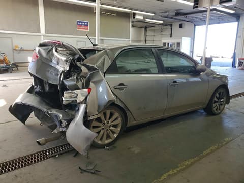 2011 Kia Forte, VIN KNAFW4A34B5395795. Фото 3 из 6 с аукциона Copart. Каталог авто из США OpenDataCar.