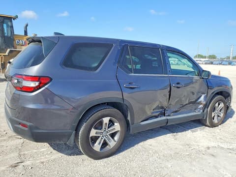 2025 Honda Pilot, VIN 5FNYG2H45SB025059. Photo 3 of 6 from Copart auction. OpenDataCar US salvage catalog.