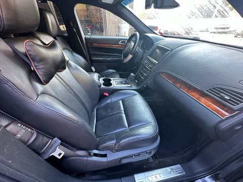 2015 Lincoln MKT, VIN 2LMHJ5NK0FBL03293. Фото 5 из 6 с аукциона Copart. Каталог авто из США OpenDataCar.