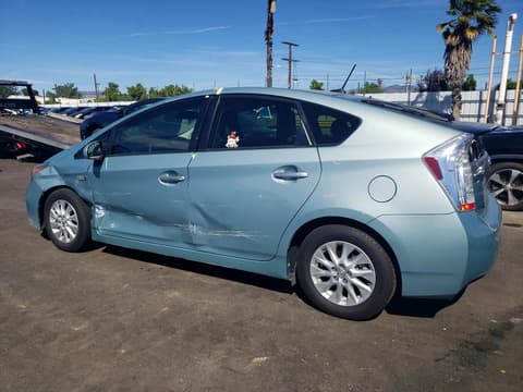 2015 Toyota Prius Plug-In, VIN JTDKN3DP3F3075334. Фото 2 з 6 з аукціону Copart. Каталог авто зі США OpenDataCar.