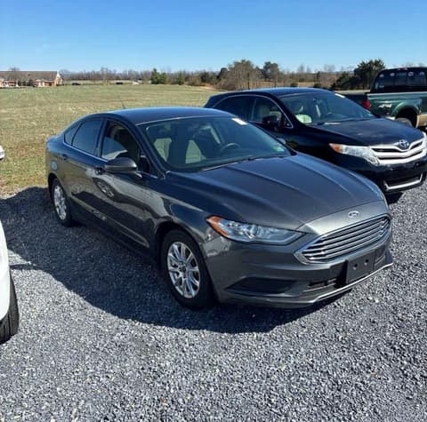 2017 Ford Fusion, VIN 3FA6P0G71HR159331. Фото 1 з 6 з аукціону Copart. Каталог авто зі США OpenDataCar.