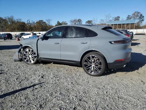 2025 Porsche Cayenne, VIN WP1BA2AY2SDA32240. Фото 2 з 6 з аукціону Copart. Каталог авто зі США OpenDataCar.