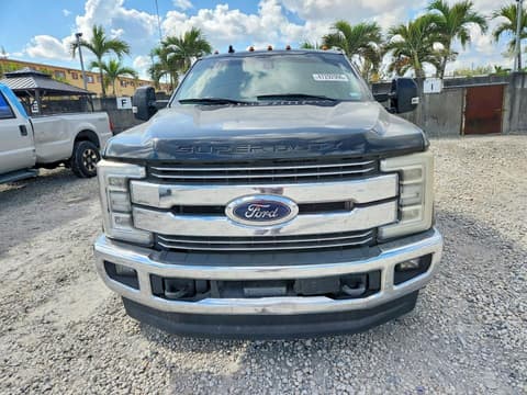 2019 Ford F-350 Super Duty, VIN 1FT8W3DT6KEC22636. Фото 5 з 6 з аукціону Copart. Каталог авто зі США OpenDataCar.