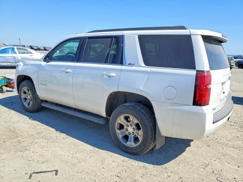 2017 Chevrolet Tahoe, VIN 1GNSKBKC2HR190419. Фото 2 из 6 с аукциона Copart. Каталог авто из США OpenDataCar.