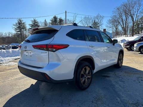 2023 Toyota Highlander Hybrid, VIN 5TDABRCH1PS586316. Фото 3 з 6 з аукціону Copart. Каталог авто зі США OpenDataCar.