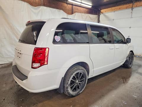 2018 Dodge Grand Caravan, VIN 2C4RDGCG8JR163046. Zdjęcie 3 z 6 z aukcji Copart. Katalog aut z USA OpenDataCar.