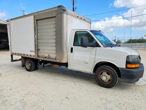 2020 Chevrolet Express 2500, VIN 1GB3GSCG4L1143324. Фото 4 з 6 з аукціону Copart. Каталог авто зі США OpenDataCar.