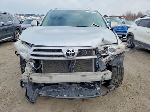 2013 Toyota Highlander, VIN 5TDBK3EH7DS268274. Фото 5 з 6 з аукціону Copart. Каталог авто зі США OpenDataCar.