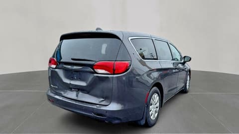 2019 Chrysler Pacifica, VIN 2C4RC1AG5KR532627. Фото 4 з 6 з аукціону Copart. Каталог авто зі США OpenDataCar.
