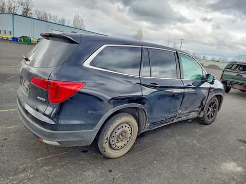 2017 Honda Pilot, VIN 5FNYF6H50HB082233. Фото 3 из 6 с аукциона Copart. Каталог авто из США OpenDataCar.