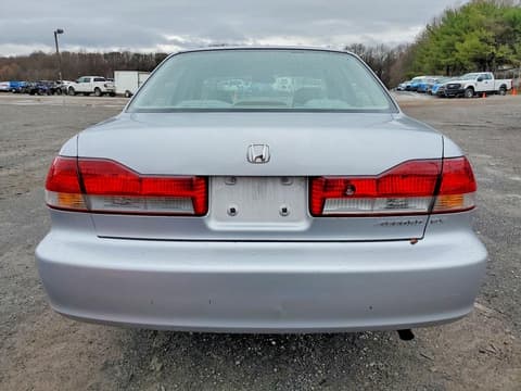 2002 Honda Accord, VIN 1HGCG66822A176085. Фото 6 з 6 з аукціону Copart. Каталог авто зі США OpenDataCar.