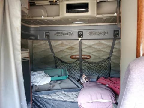 2010 Freightliner Cascadia 125, VIN 1FUJGLDR8ASAS2159. Photo 6 of 6 from Copart auction. OpenDataCar US salvage catalog.