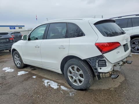 2015 Audi SQ5, VIN WA1CGCFP3FA138479. Фото 2 з 6 з аукціону Copart. Каталог авто зі США OpenDataCar.