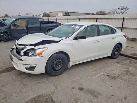 2015 Nissan Altima, VIN 1N4AL3AP1FN313617. Zdjęcie 1 z 6 z aukcji Copart. Katalog aut z USA OpenDataCar.