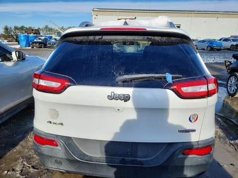 2015 Jeep Cherokee, VIN 1C4PJMCB0FW636083. Фото 6 з 6 з аукціону Copart. Каталог авто зі США OpenDataCar.